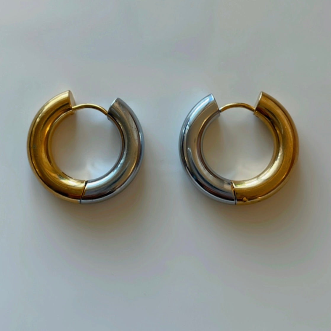 Two Way Huggies – NOVA DSGNS